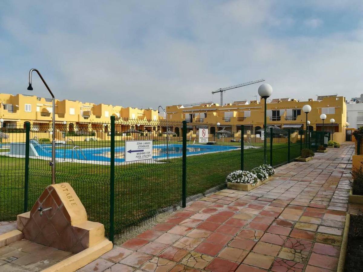 Lances I. Terrace, Beach And Pool Tarifa Exterior photo